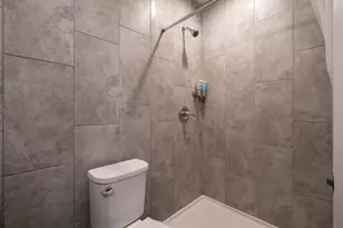 1235 22nd Ave S, Saint Petersburg, FL 33705 - Photo 8