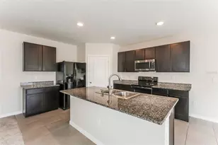 9529 Sunstone Blvd, Thonotosassa, FL 33592 - Photo 10