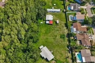 15617 Casey Rd, Tampa, FL 33624 - Photo 10