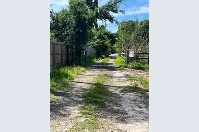 15617 Casey Road, Tampa, FL 33624 - Photo 14