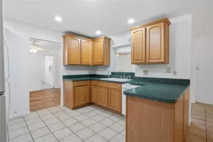26916 Magnolia Blvd, Lutz, FL 33559 - Photo 12