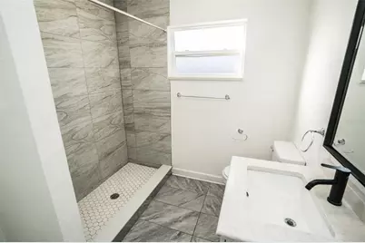 1007 E 32nd Avenue #1/2, Tampa, FL 33603 - Photo 14