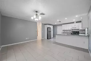 8119 San Bernardino Dr, Port Richey, FL 34668 - Photo 32
