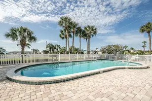 2530 Gary Cir, Dunedin, FL 34698 - Photo 38