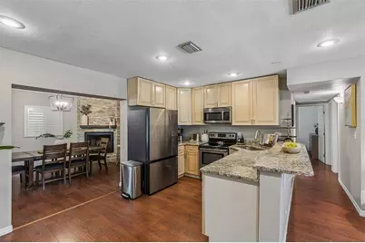11307 N Boulevard, Tampa, FL 33612 - Photo 6