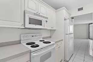4822 Ocean Blvd, Sarasota, FL 34242 - Photo 14