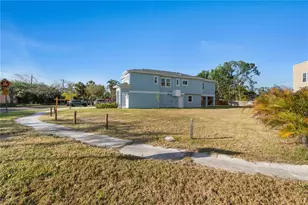 4234 4th St S, Saint Petersburg, FL 33705 - Photo 74