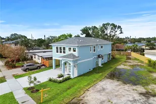 4234 4th St S, Saint Petersburg, FL 33705 - Photo 2