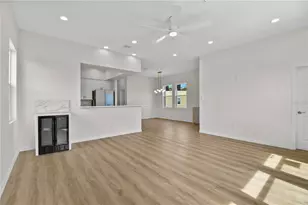 4234 4th St S, Saint Petersburg, FL 33705 - Photo 68