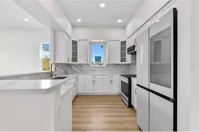 4234 4th Street S, Saint Petersburg, FL 33705 - Photo 56