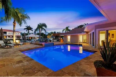 2080 Hawaii Avenue NE, Saint Petersburg, FL 33703 - Photo 1