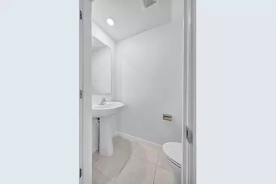 2524 Sunray Venus Way, Ruskin, FL 33570 - Photo 10