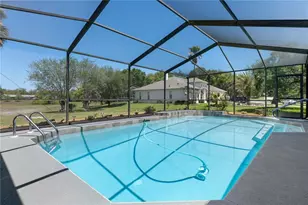 18652 Autumn Lake Blvd, Hudson, FL 34667 - Photo 2