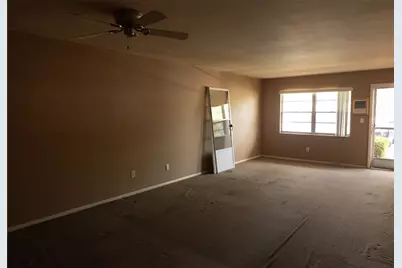 6645 1st Avenue N #103, Saint Petersburg, FL 33710 - Photo 6