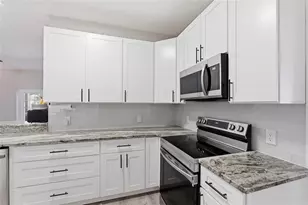 2233 Trelain Dr S, Saint Petersburg, FL 33712 - Photo 4
