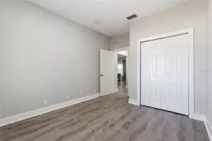 2233 Trelain Dr S, Saint Petersburg, FL 33712 - Photo 32