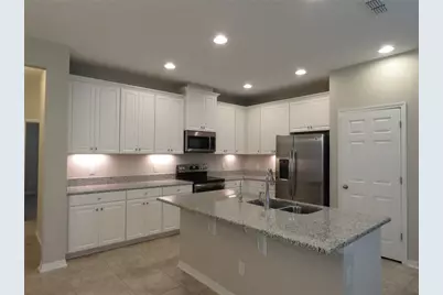 11437 Amapola Bloom Court, Riverview, FL 33579 - Photo 12