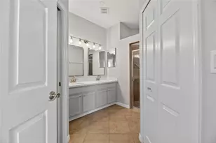 5667 Sunset Falls Dr, Apollo Beach, FL 33572 - Photo 32