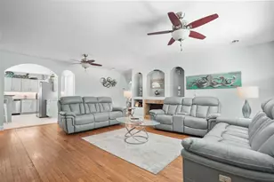 4800 16th St N, Saint Petersburg, FL 33703 - Photo 4