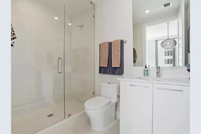 301 1st Street S #907, Saint Petersburg, FL 33701 - Photo 28