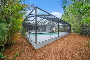 13312 Lake George Ln, Tampa, FL 33618 - Photo 18