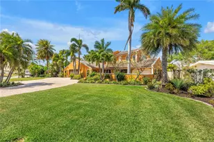 3945 Poinsettia Dr, Saint Pete Beach, FL 33706 - Photo 16