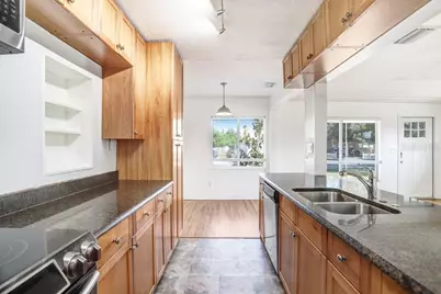 5347 10th Street N, Saint Petersburg, FL 33703 - Photo 10