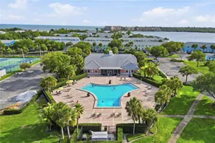 4754 Cobia Dr SE, Saint Petersburg, FL 33705 - Photo 36