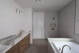 814 W Orient St, Tampa, FL 33603 - Photo 12