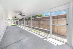 653 64th Ave S, Saint Petersburg, FL 33705 - Photo 32