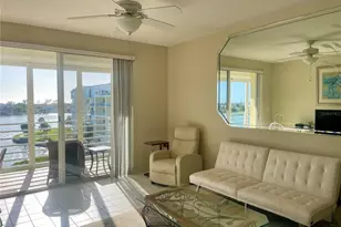 7872 Sailboat Key Blvd S Blvd S, South Pasadena, FL 33707 - Photo 8
