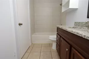 8635 Mallard Reserve Dr, Tampa, FL 33614 - Photo 26