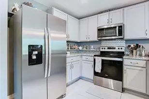 7737 Sail Clover Ln, Zephyrhills, FL 33540 - Photo 24