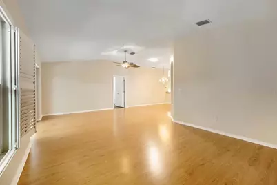 11337 Clear Oak Cir, New Port Richey, FL 34654 - Photo 12