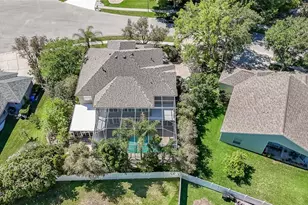 10408 Riverburn Dr, Tampa, FL 33647 - Photo 6