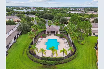 2510 Edgewater Falls Drive, Brandon, FL 33511 - Photo 2