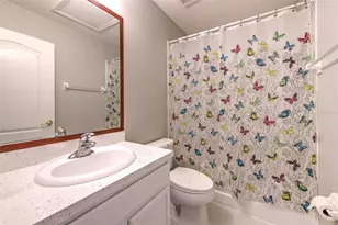 12847 Kings Crossing Dr, Gibsonton, FL 33534 - Photo 16