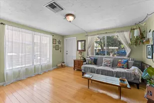 531 6th St S, Safety Harbor, FL 34695 - Photo 6