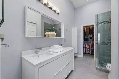 381 Madeira Circle, Tierra Verde, FL 33715 - Photo 26