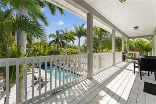 2704 57th St S, Gulfport, FL 33707 - Photo 34