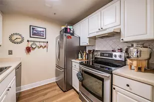 800 S Dakota Ave, Tampa, FL 33606 - Photo 14