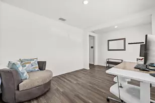 31891 Oyster Trellis Ln, Wesley Chapel, FL 33545 - Photo 20