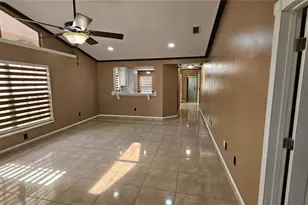 6053 Gentle Ben Cir, Wesley Chapel, FL 33544 - Photo 8