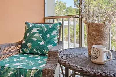 952 Virginia Street #202, Dunedin, FL 34698 - Photo 2