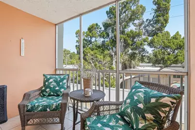 952 Virginia Street #202, Dunedin, FL 34698 - Photo 4
