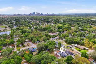 1613 E Chelsea St, Tampa, FL 33610 - Photo 32
