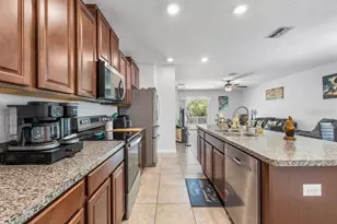 3703 Globe Thistle Dr, Tampa, FL 33619 - Photo 8