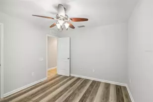 1901 Heartland Cir, Valrico, FL 33594 - Photo 22