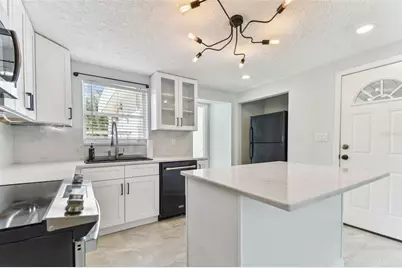 4814 N Highland Avenue, Tampa, FL 33603 - Photo 10
