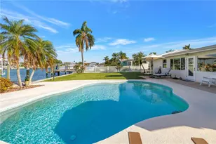 12475 4th St E, Treasure Island, FL 33706 - Photo 48